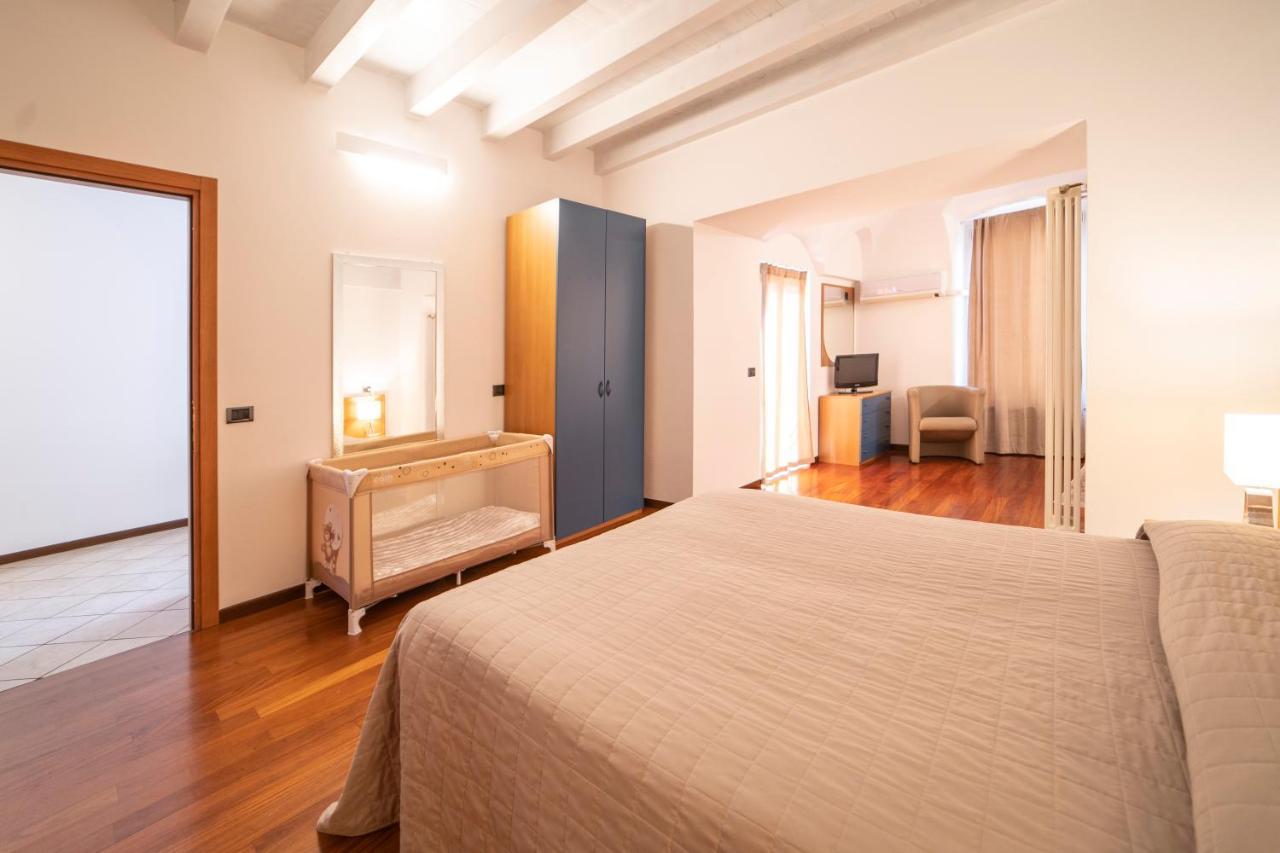 Albergo Diffuso Vulcano Village Castro (Lombardy) Exterior foto